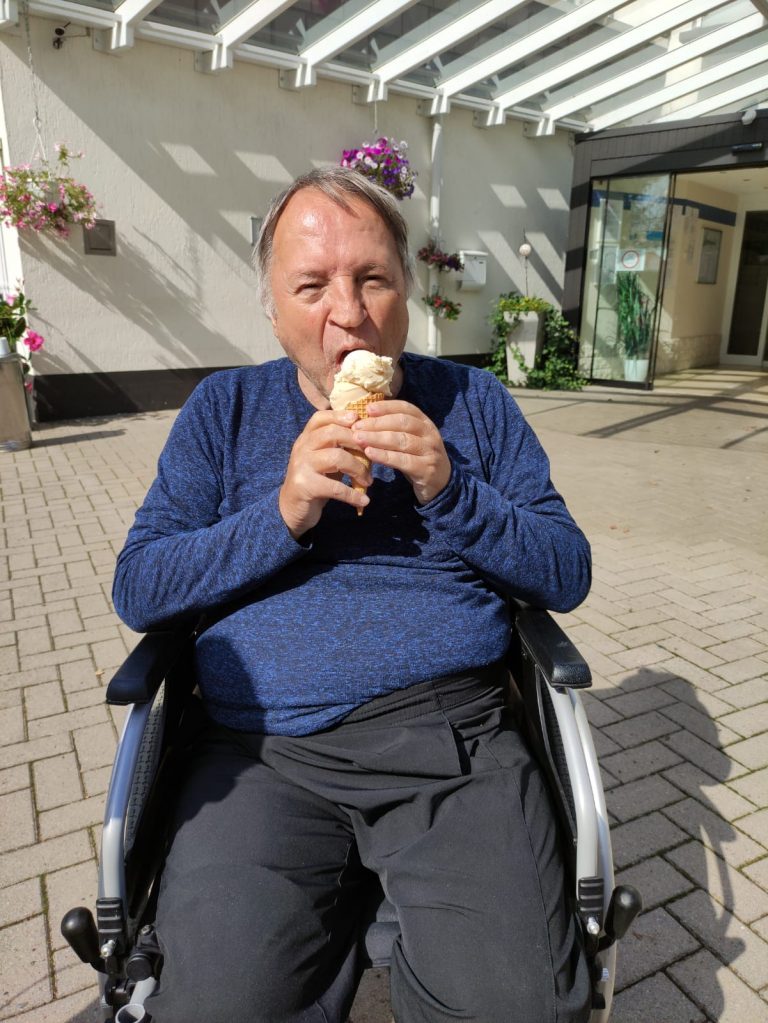 Der Eismann in der Seniorenresidenz Weserbergland in Porta Westfalica